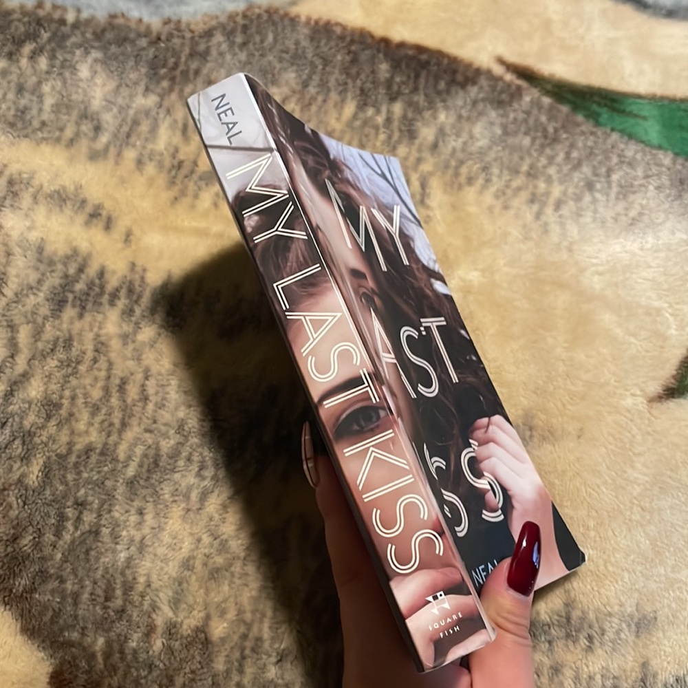 Book - Picture 3 of 4